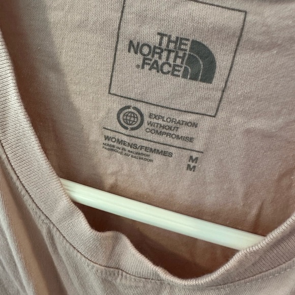 North Face T-Shirt - Picture 2 of 2